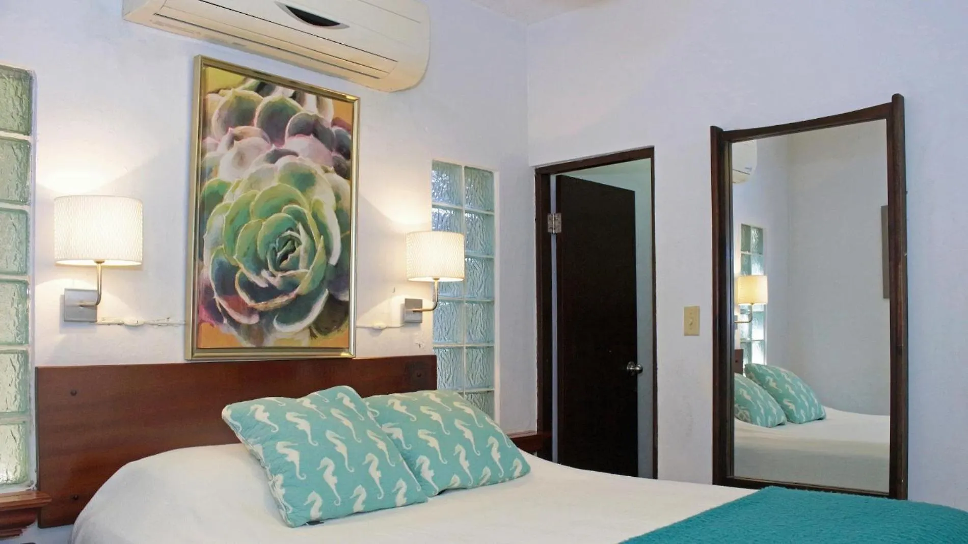 Serena Baja San Juan 0*,